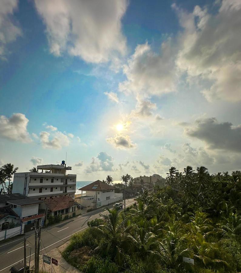 Sunset Sands Hikkaduwa Eksteriør bilde