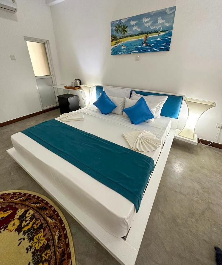 Sunset Sands Hikkaduwa Rom bilde