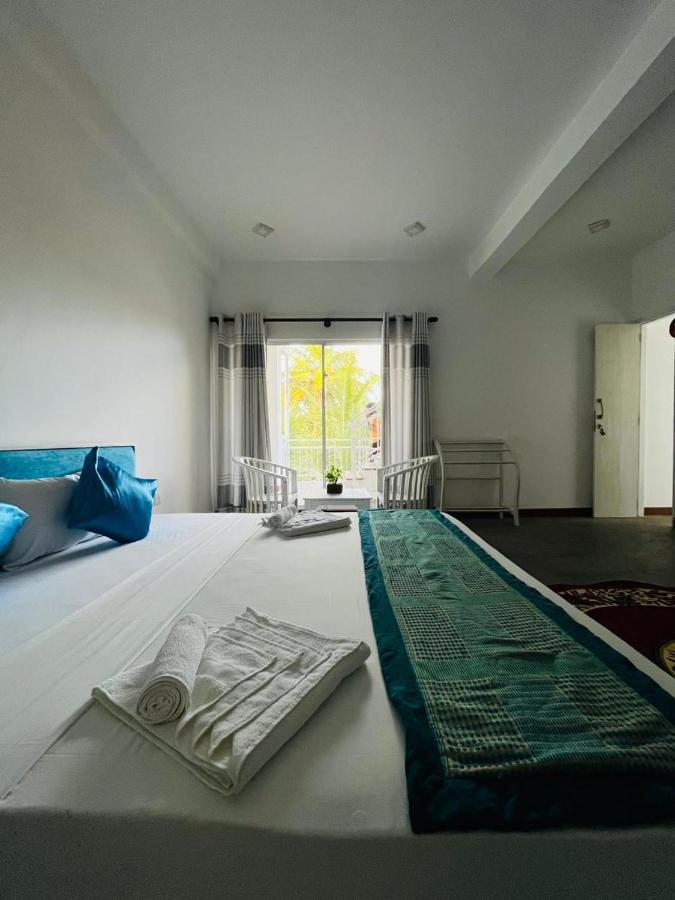 Sunset Sands Hikkaduwa Rom bilde